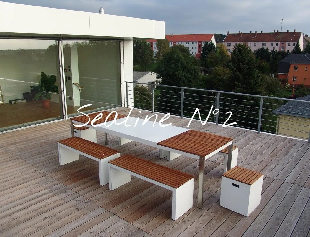 Design Tisch Sealine Nummer 2 aus Metall Holz Teak by Sebastian Bohry timeless design